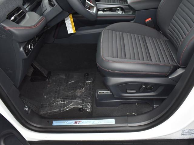 new 2025 Ford Explorer car, priced at $44,580