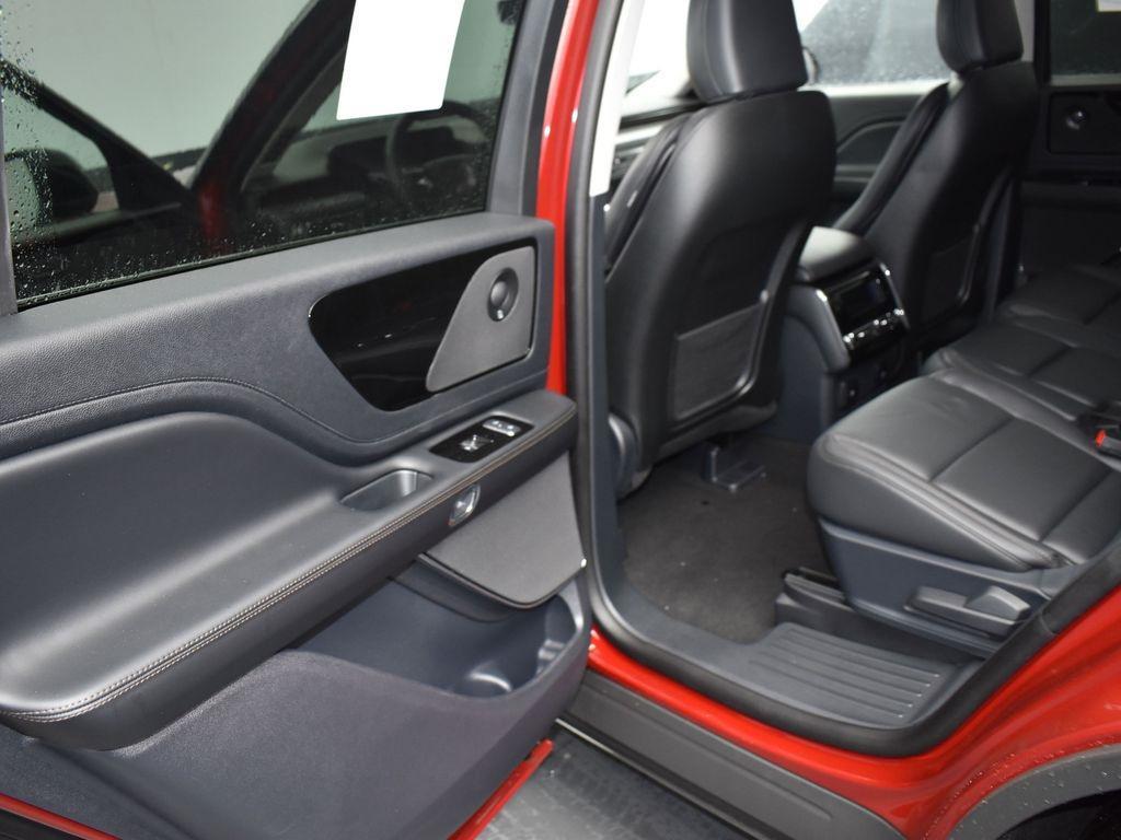 new 2025 Lincoln Aviator car, priced at $67,888