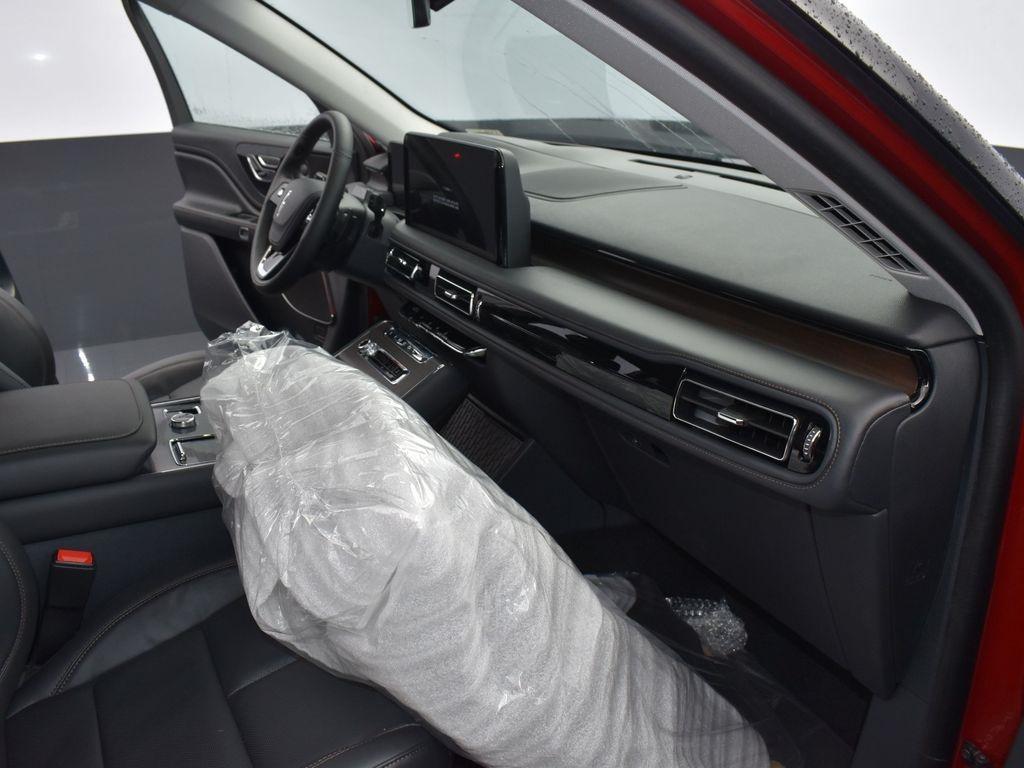 new 2025 Lincoln Aviator car, priced at $67,888