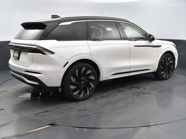 new 2025 Lincoln Nautilus car, priced at $83,690