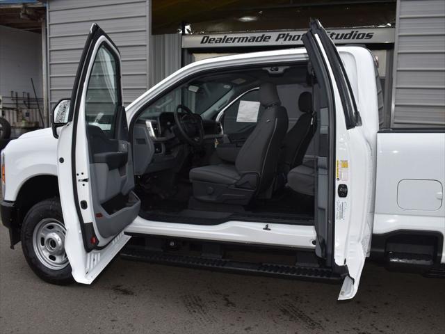 new 2025 Ford F-350 car, priced at $50,170