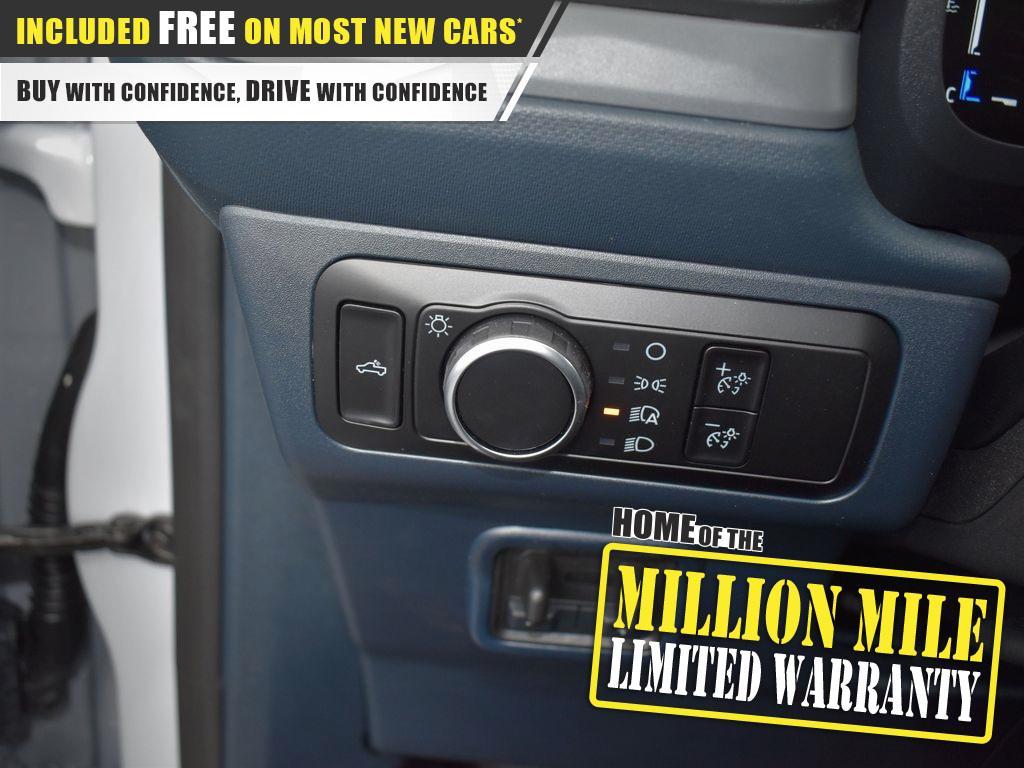 new 2025 Ford Maverick car, priced at $32,999