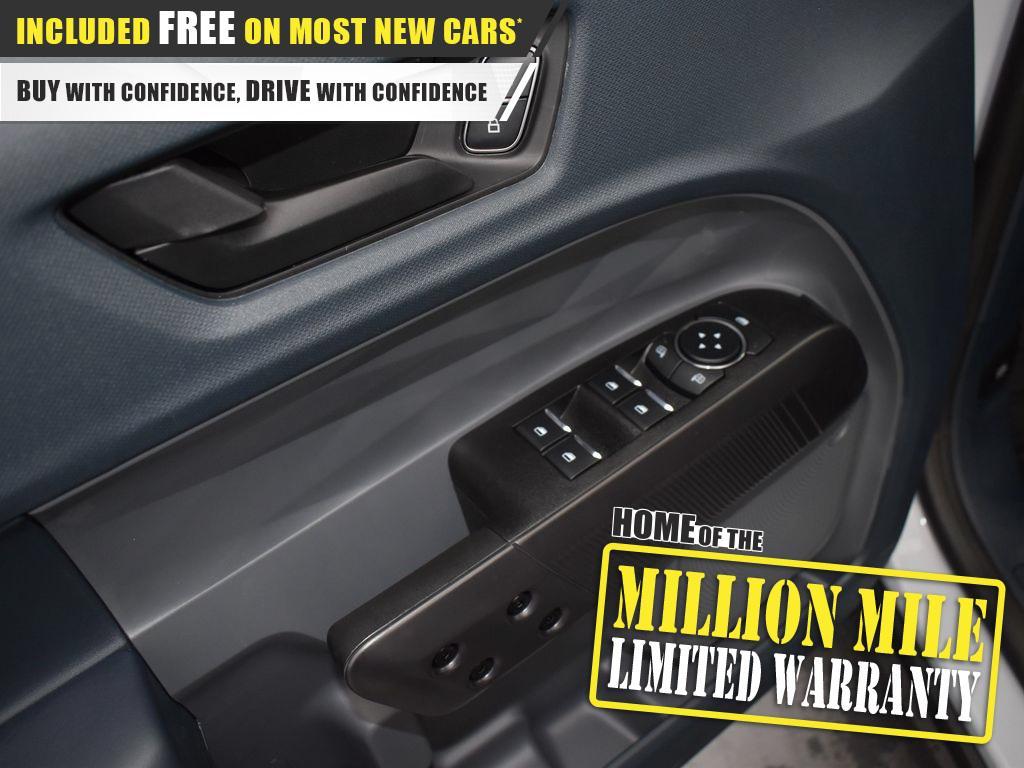 new 2025 Ford Maverick car, priced at $32,999