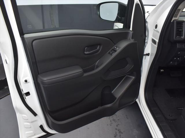 used 2023 Nissan Frontier car, priced at $29,999