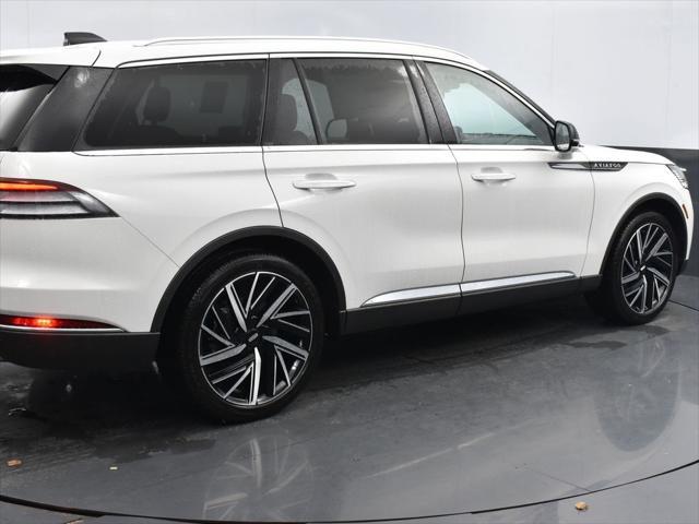 new 2025 Lincoln Aviator car, priced at $79,777