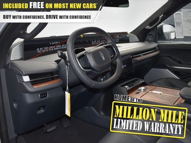 new 2025 Lincoln Navigator car, priced at $118,490