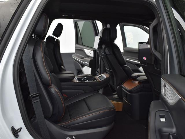 new 2025 Lincoln Navigator car, priced at $119,240