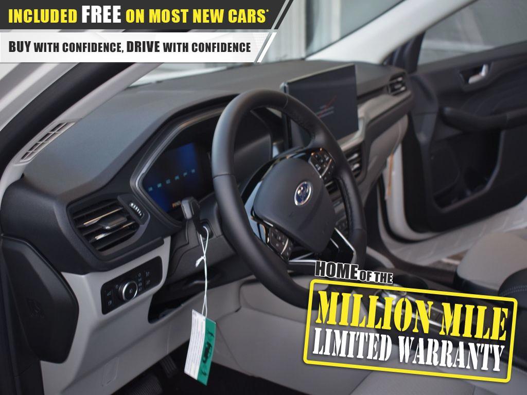 new 2025 Ford Escape PHEV car, priced at $35,142