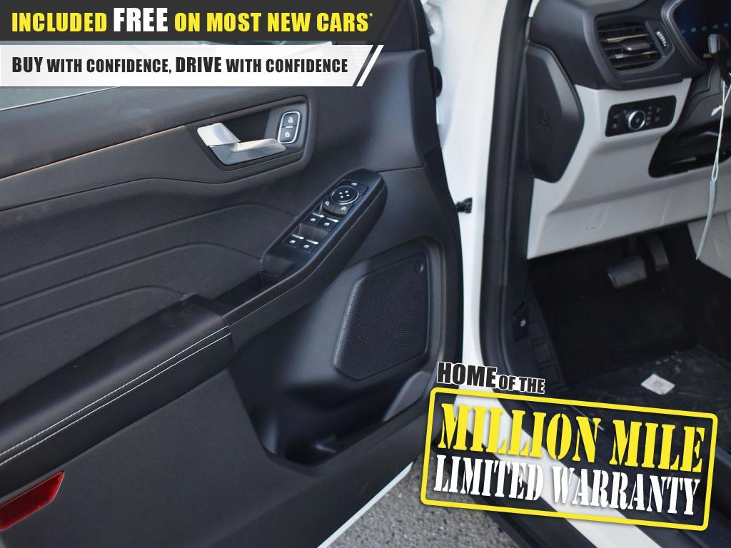 new 2025 Ford Escape PHEV car, priced at $35,142