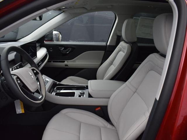 new 2025 Lincoln Aviator car, priced at $66,220