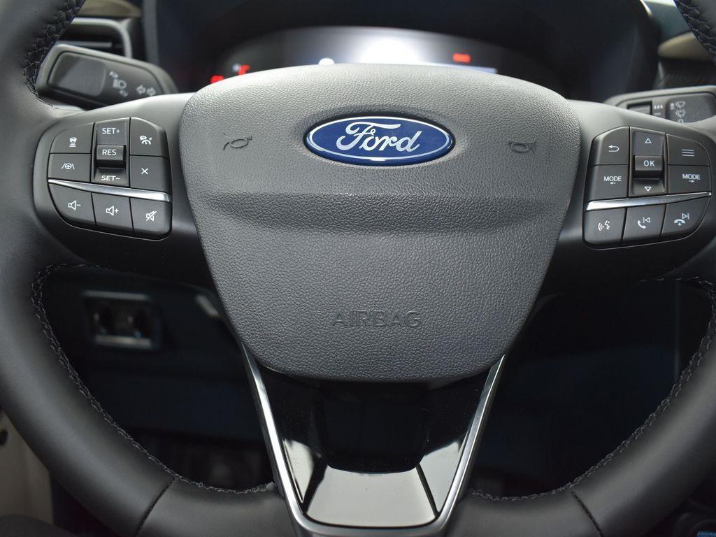 new 2025 Ford Maverick car, priced at $39,360