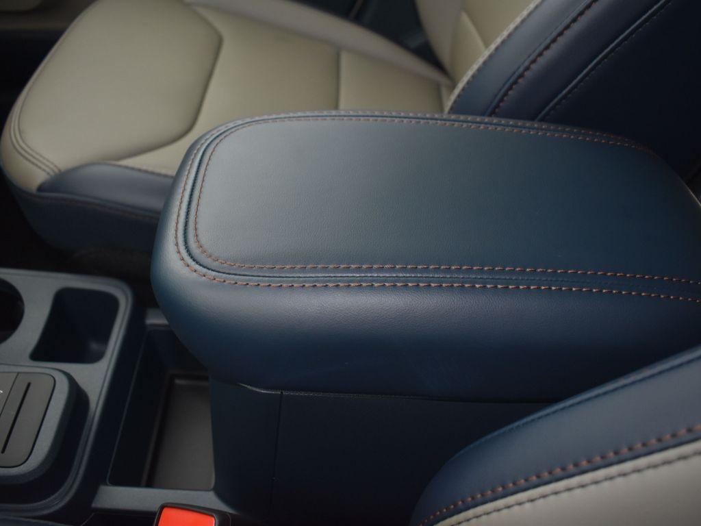 new 2025 Ford Maverick car, priced at $39,360