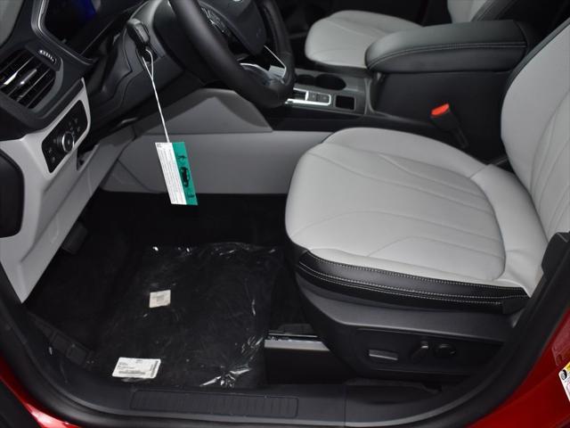 new 2025 Ford Escape PHEV car, priced at $40,015