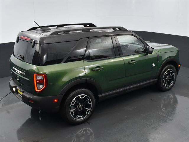 new 2025 Ford Bronco Sport car, priced at $35,077