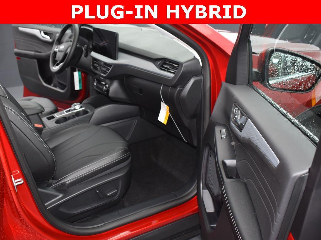 new 2025 Ford Escape PHEV car, priced at $37,208