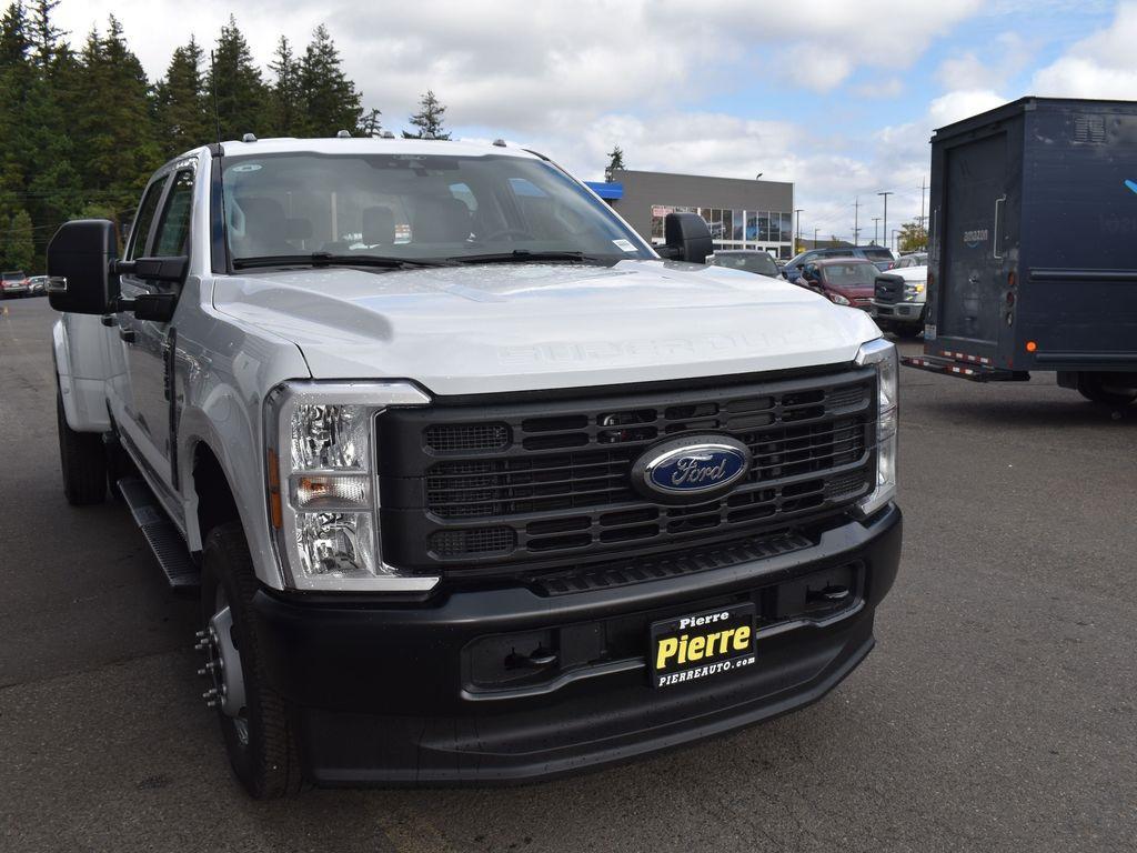 new 2026 Ford F-350 car, priced at $72,180
