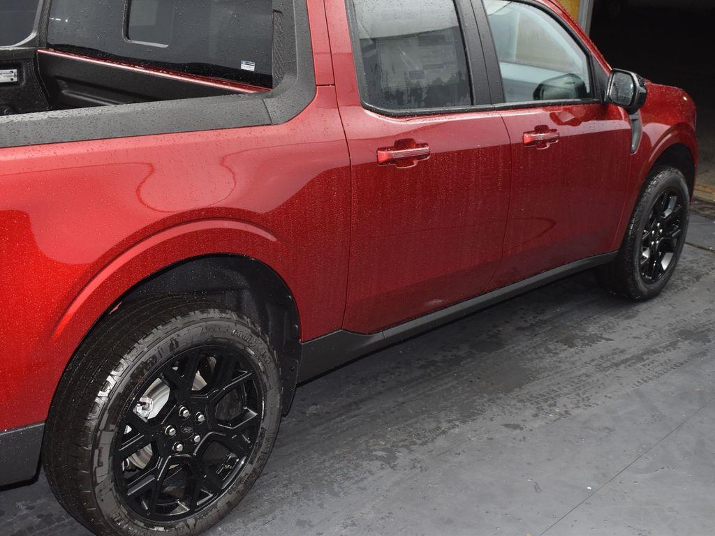 new 2025 Ford Maverick car, priced at $40,995