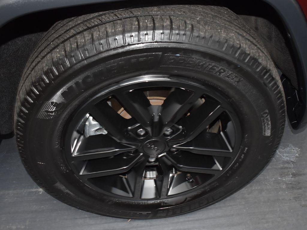 used 2021 Jeep Grand Cherokee car, priced at $29,791