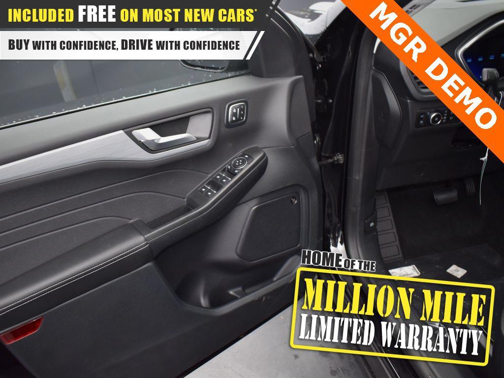 new 2025 Ford Escape PHEV car, priced at $39,866