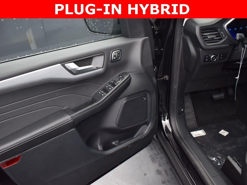 new 2025 Ford Escape PHEV car, priced at $37,888