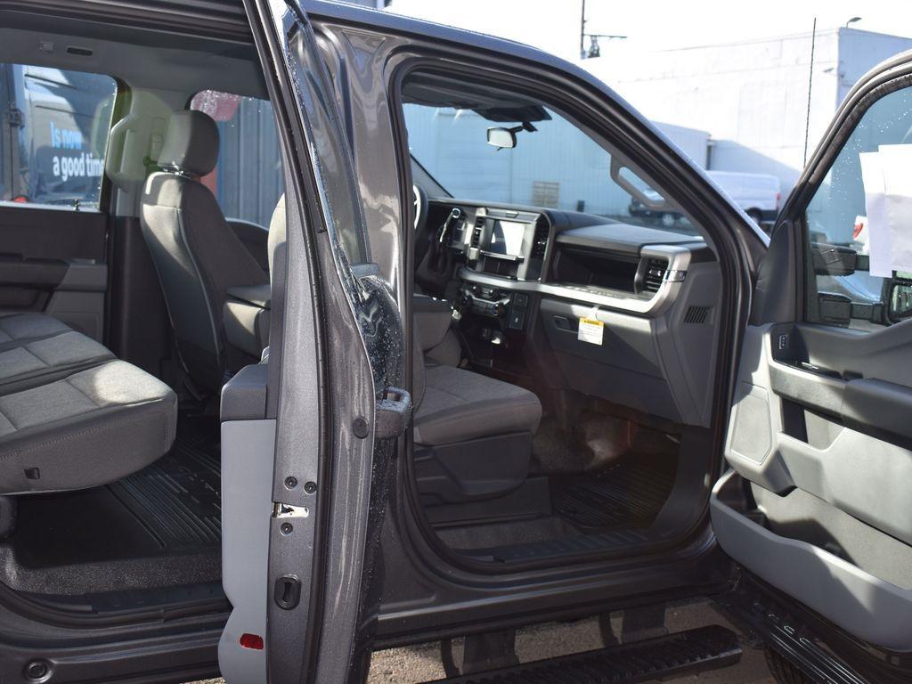 new 2025 Ford F-350 car, priced at $49,999