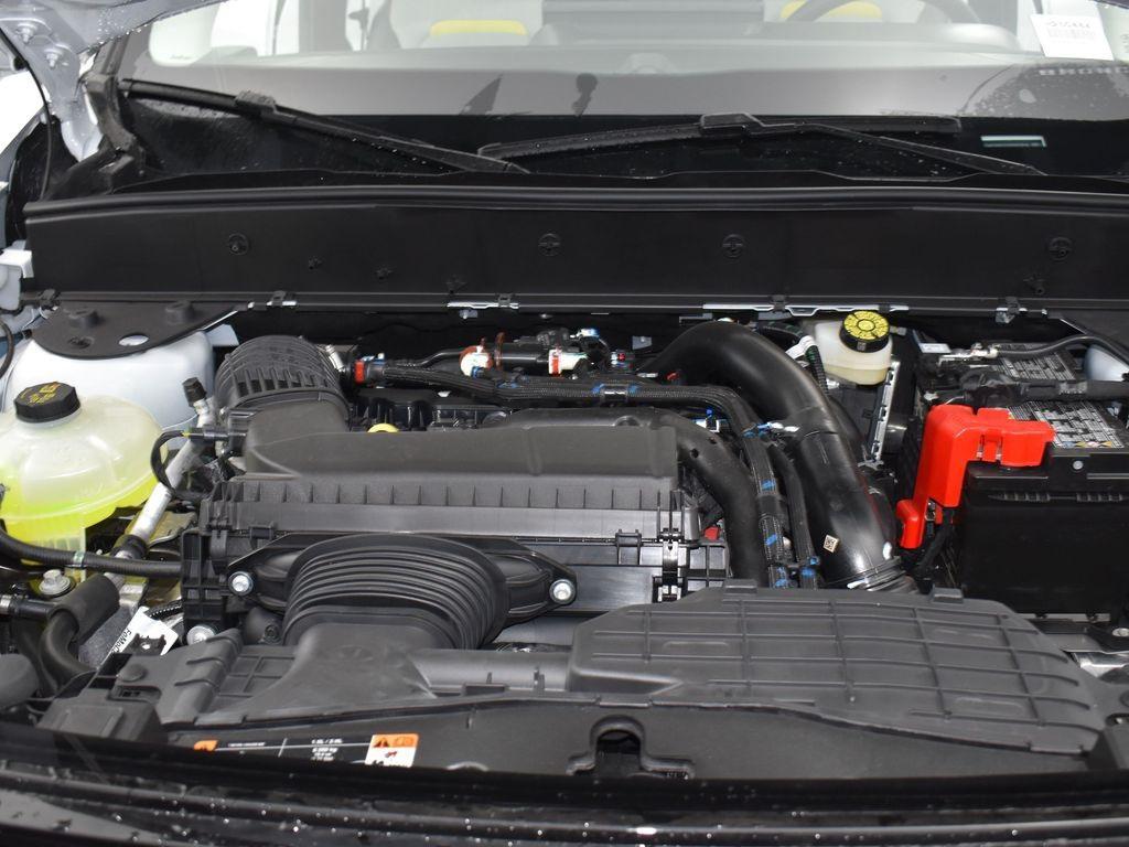 new 2025 Ford Bronco Sport car, priced at $42,800