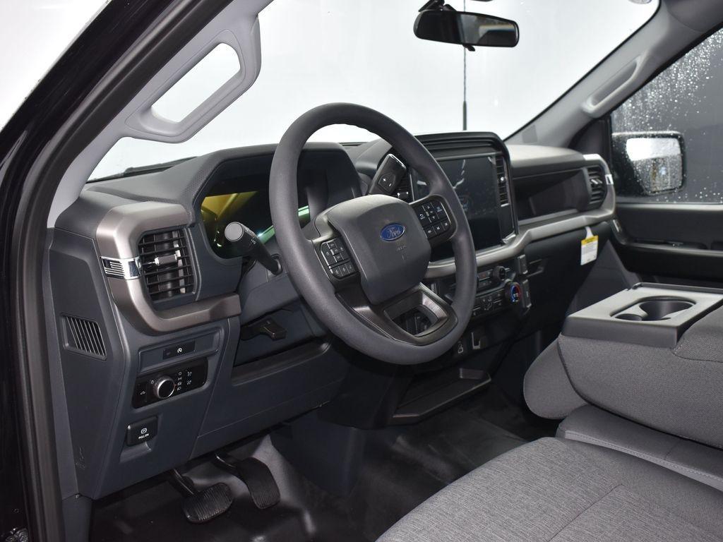 new 2025 Ford F-150 car, priced at $46,802