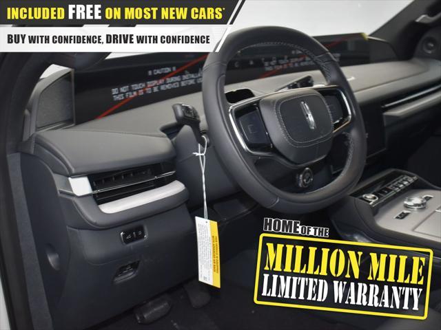 new 2025 Lincoln Navigator car, priced at $108,975