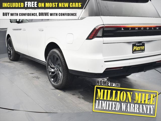 new 2025 Lincoln Navigator car, priced at $108,975