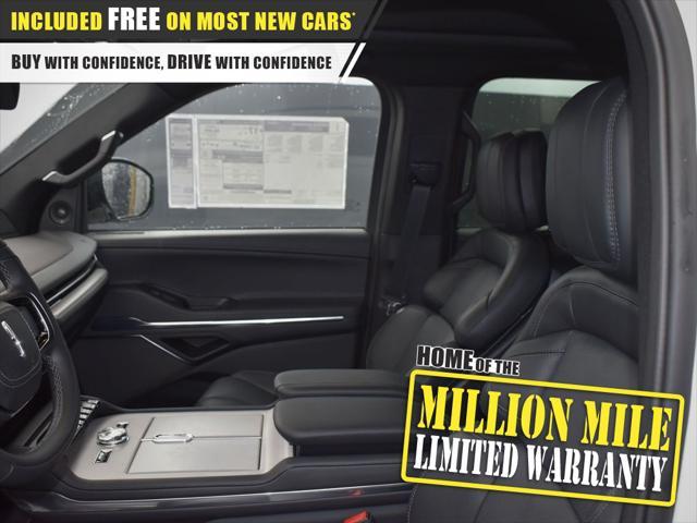 new 2025 Lincoln Navigator car, priced at $108,975