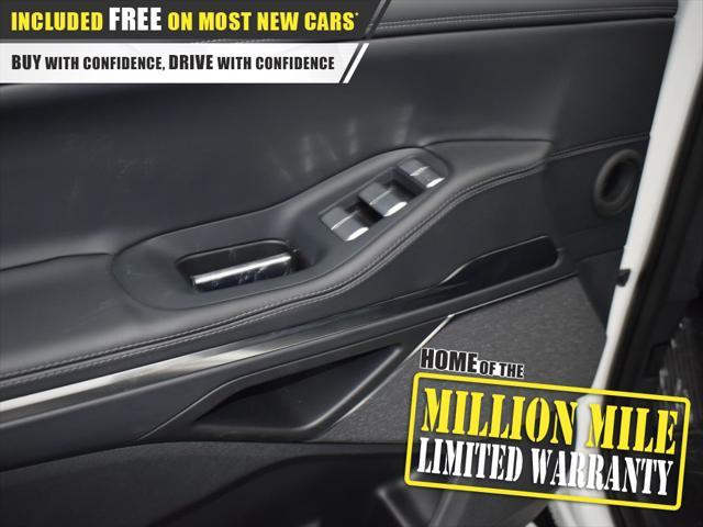new 2025 Lincoln Navigator car, priced at $108,975
