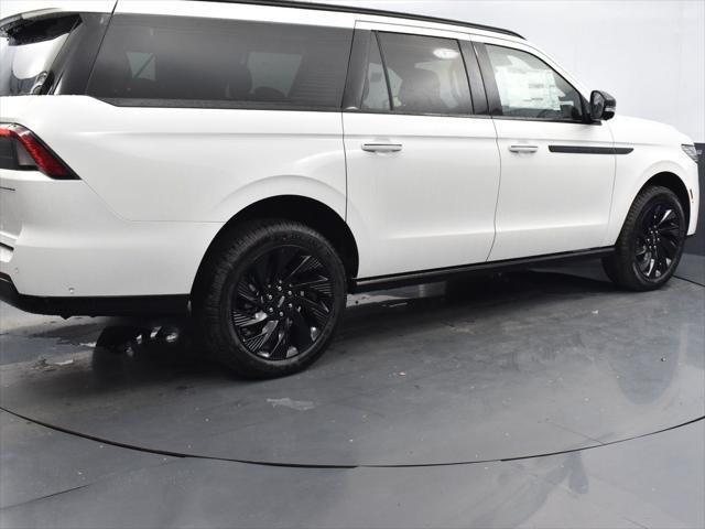 new 2025 Lincoln Navigator car, priced at $108,975