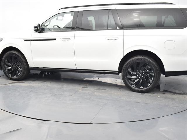 new 2025 Lincoln Navigator car, priced at $108,975