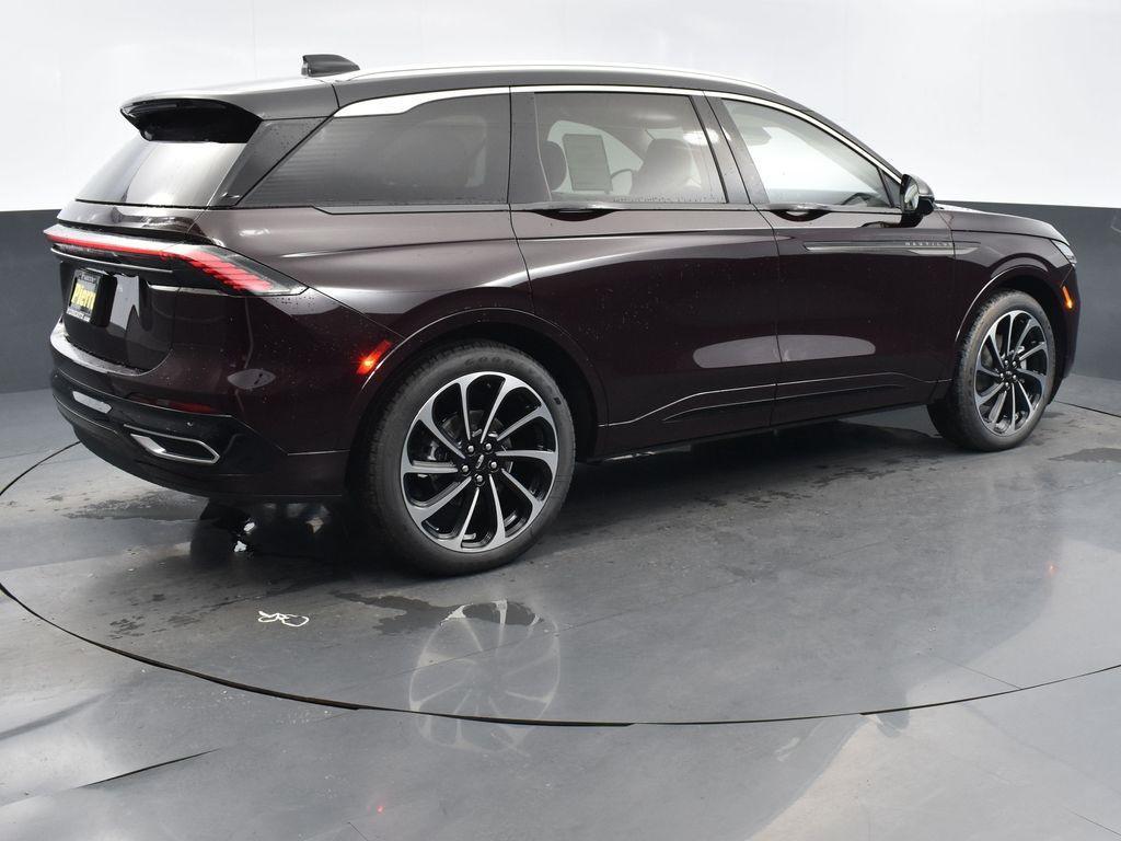 new 2025 Lincoln Nautilus car, priced at $79,995
