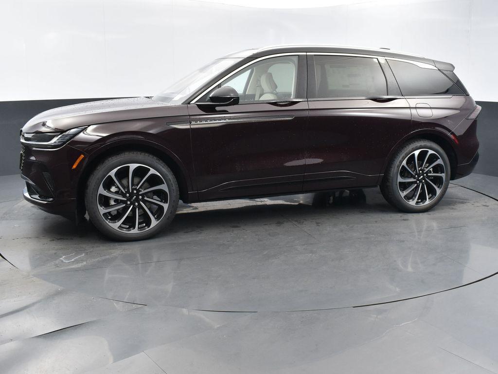 new 2025 Lincoln Nautilus car, priced at $79,995