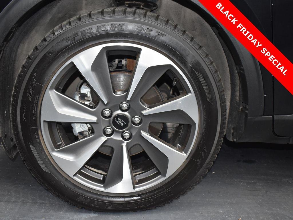 used 2024 Ford Escape car, priced at $25,997