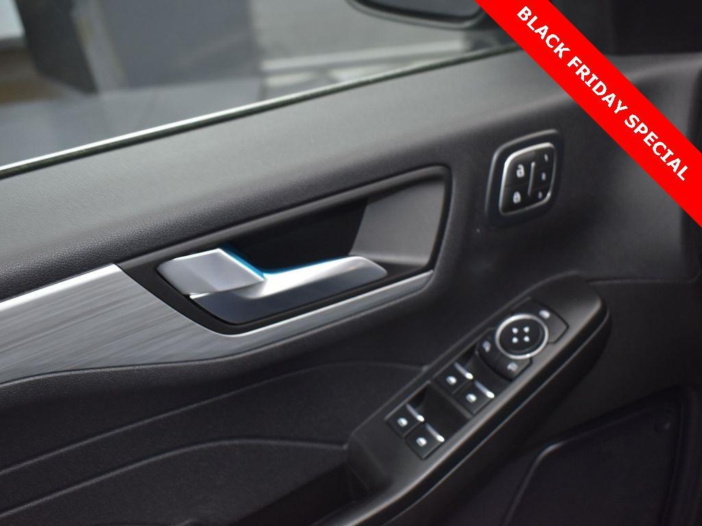 used 2024 Ford Escape car, priced at $25,997