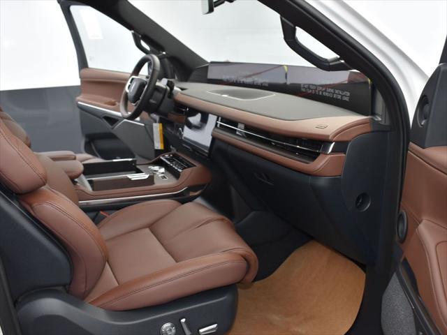 new 2025 Lincoln Navigator car, priced at $105,560