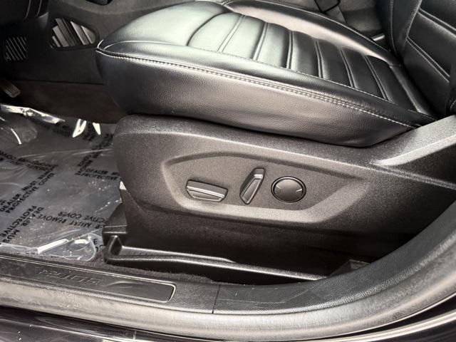 used 2023 Ford Edge car, priced at $20,891