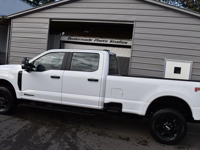 new 2024 Ford F-250 car, priced at $65,000