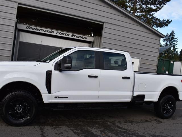 new 2024 Ford F-250 car, priced at $65,000