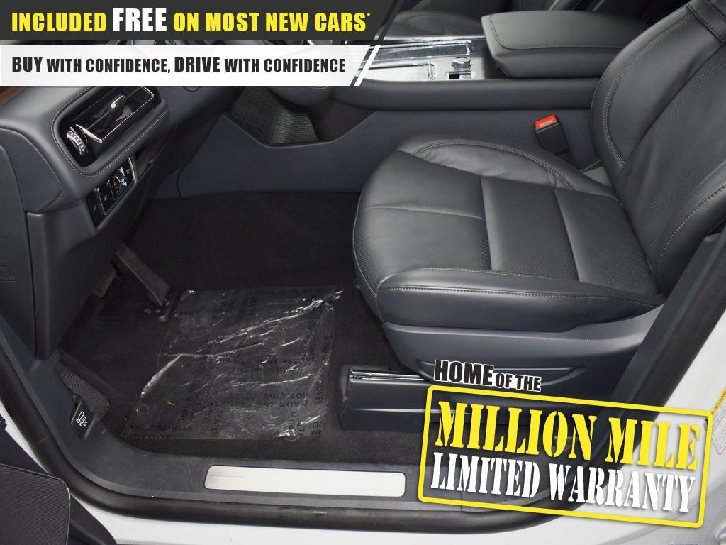 new 2025 Lincoln Aviator car, priced at $68,408