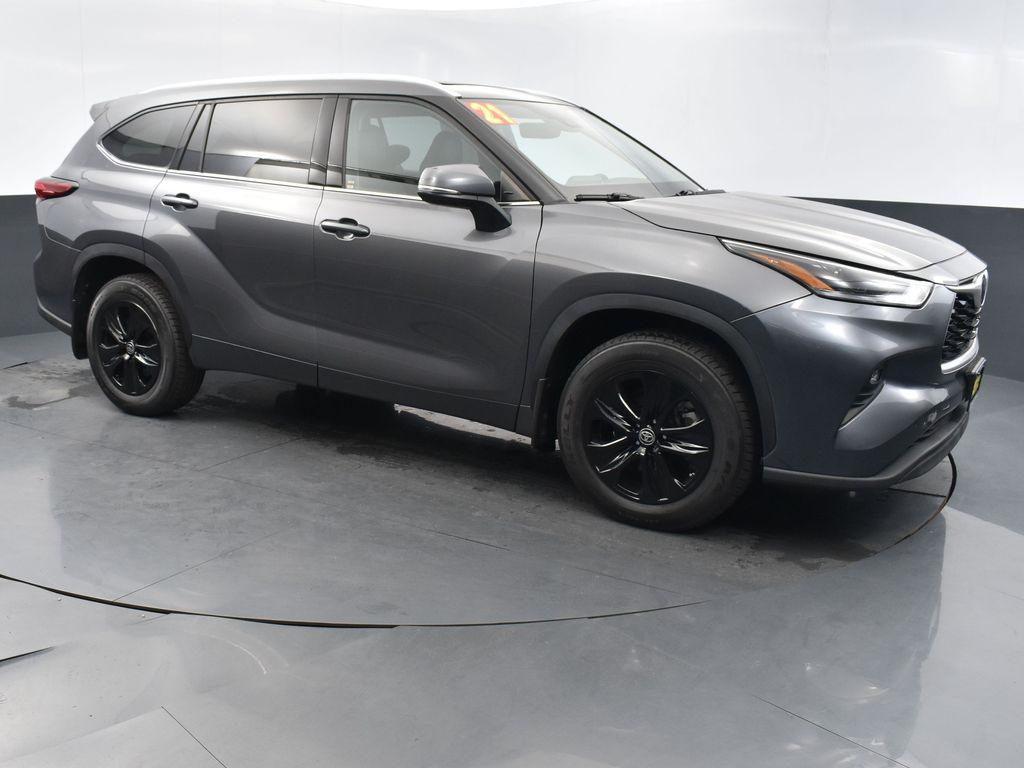 used 2021 Toyota Highlander car, priced at $33,491