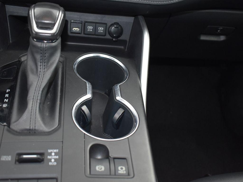 used 2021 Toyota Highlander car, priced at $33,491