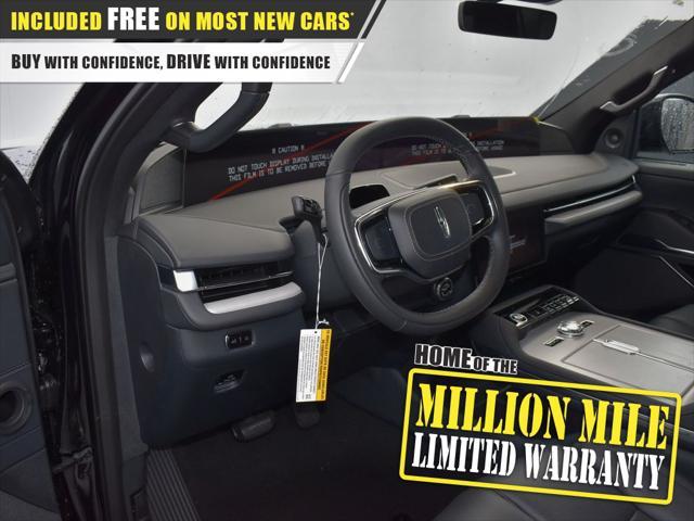new 2025 Lincoln Navigator car, priced at $108,165