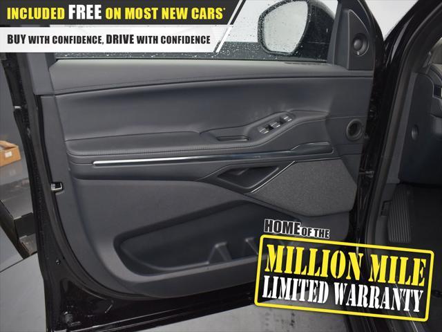 new 2025 Lincoln Navigator car, priced at $108,165
