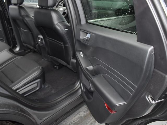 new 2025 Ford Escape PHEV car, priced at $35,895