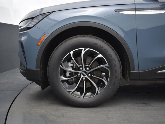 new 2025 Lincoln Nautilus car, priced at $56,235