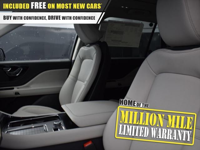 new 2025 Lincoln Aviator car, priced at $60,570