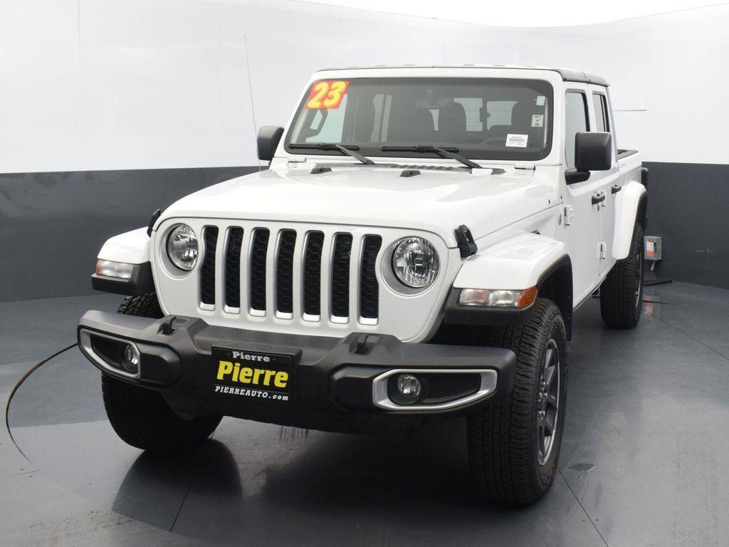 used 2023 Jeep Gladiator car, priced at $30,888